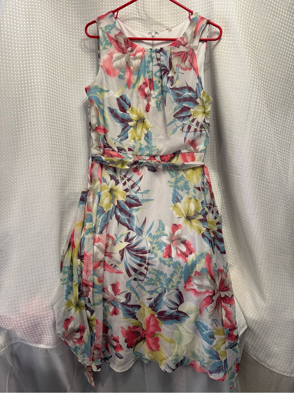 Sleeveless Floral Casual Dress in Multi-Color